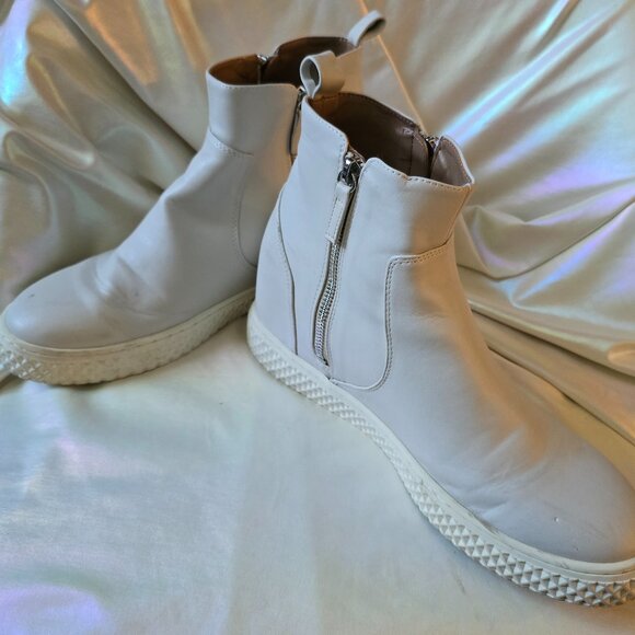 AEROSOLES Cream and White High-Top Wedge Platform Sneaker Boots Size 10.5 US - Picture 3 of 13